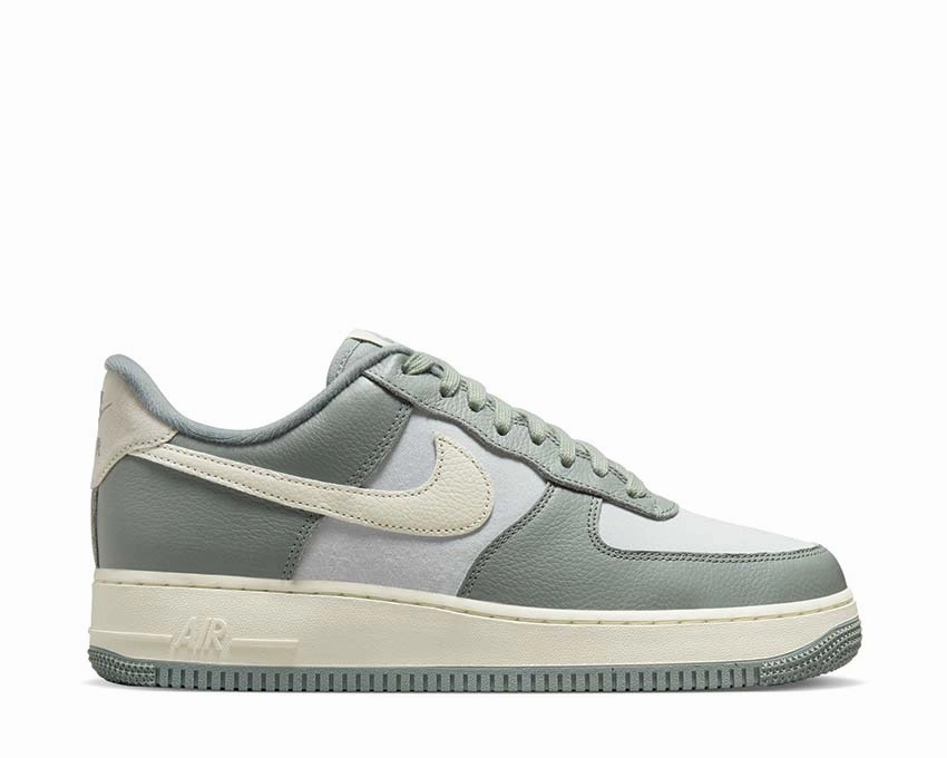 Nike Air Force 1 07 LX Nike Men??s sneakers built for performance and comfort