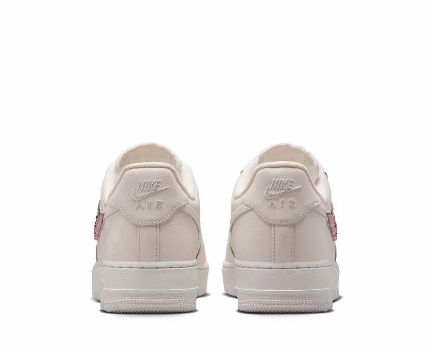Nike Air Force 1'07 LX W Nike Women??s everyday sneakers