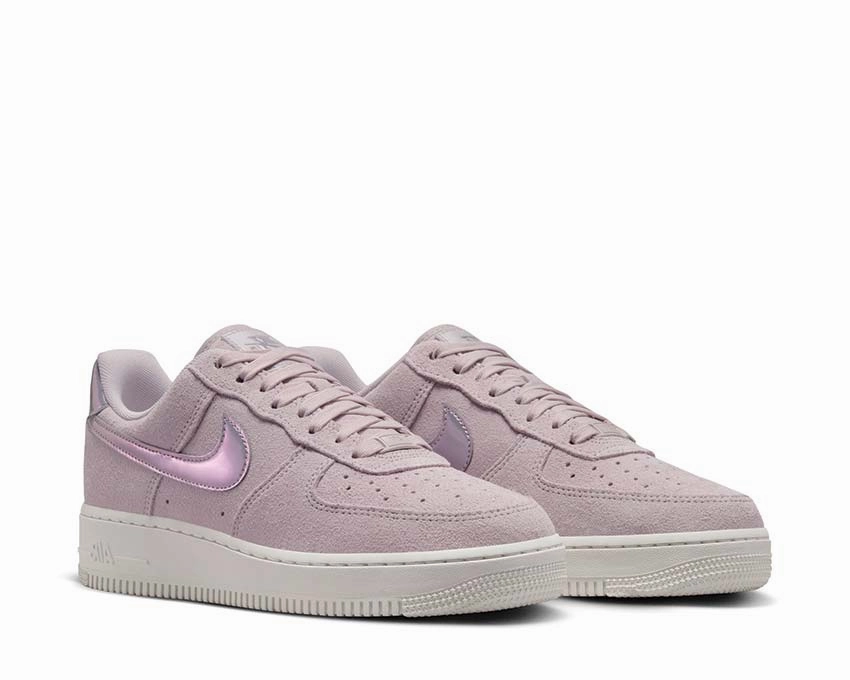 Nike Air Force 1'07 W SE Nike Women??s everyday sneakers