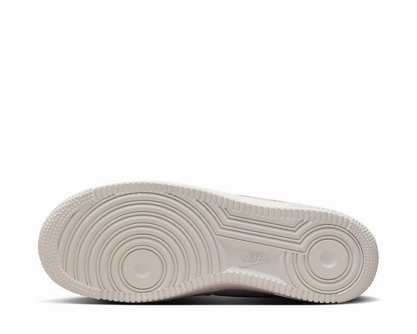 Nike Air Force 1'07 W SE Nike Women??s everyday sneakers
