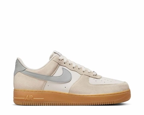Nike Air Force 1 '07 LV8 Nike men??s athletic shoes with versatile design