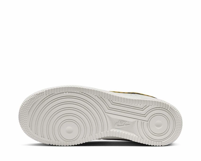 Nike Air Force 1 '07 Nike Women??s everyday sneakers