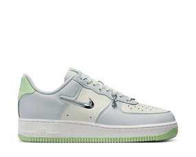 Nike Air Force 1 '07 NN SE W Nike women??s sneakers with sporty chic feel