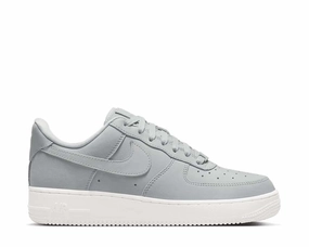 Nike Air Force 1 '07 Prm Nike women??s sneakers with sporty chic feel
