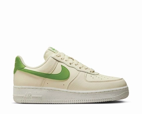 Nike Air Force 1 '07 SE Nike women??s sneakers with sporty chic feel