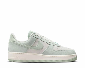 Nike Air Force 1 '07 SE W "Spruce Aura" Nike women??s sneakers with sporty chic feel