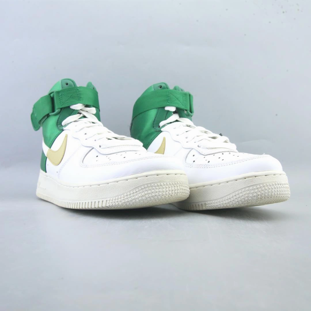 NIKE AIR FORCE 1 HIGH NBA Nike running shoe close-ups
