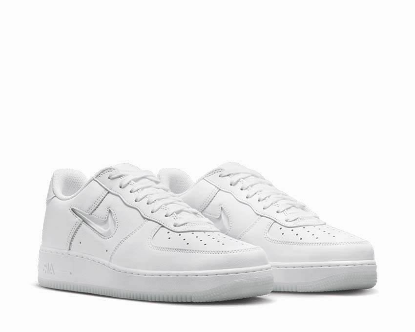 Nike Air Force 1 Low Retro Nike Men??s everyday sneakers