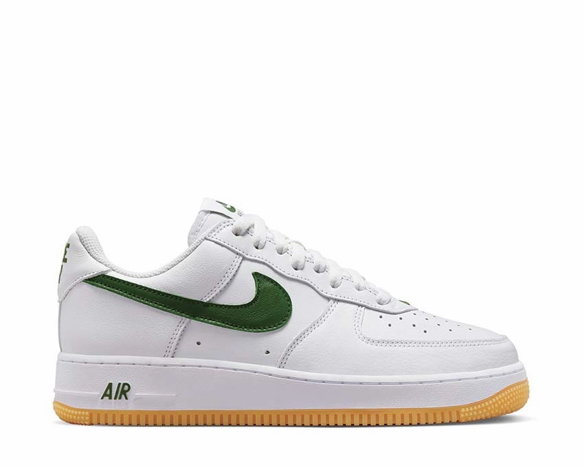 Nike Air Force 1 Low Retro QS Nike Men??s sneakers built for performance and comfort