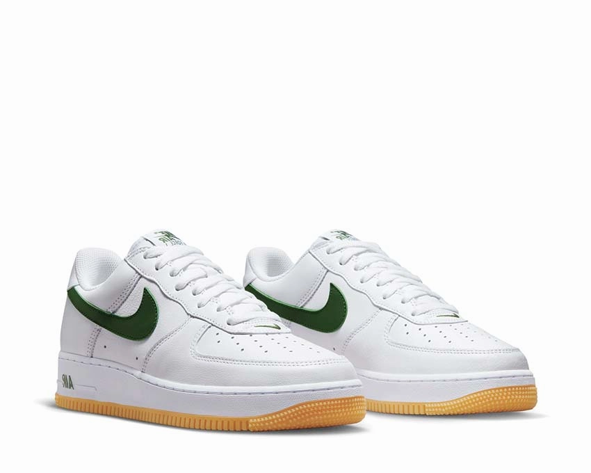 Nike Air Force 1 Low Retro QS Nike Men??s everyday sneakers