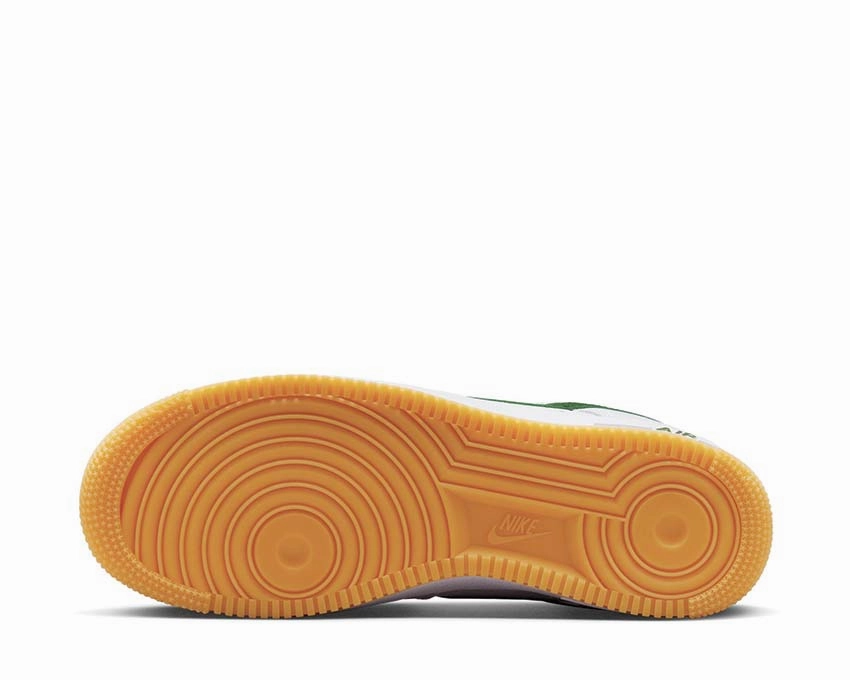 Nike Air Force 1 Low Retro QS Nike Men??s everyday sneakers