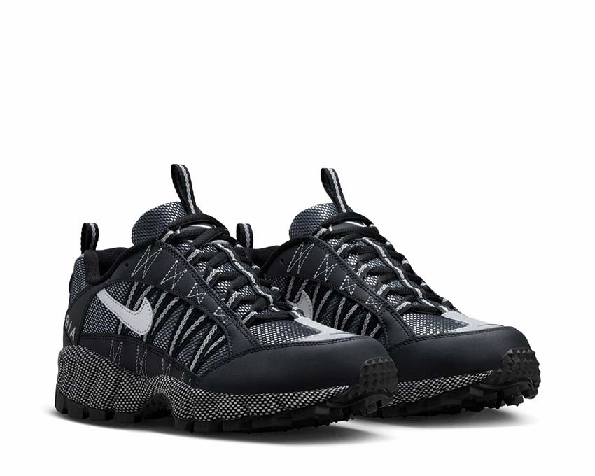 Nike Air Humara QS Nike Men??s everyday sneakers