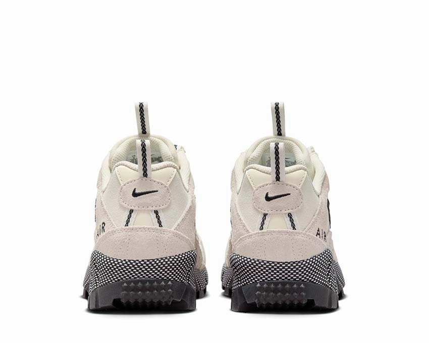 Nike Air Humara W Nike Women??s everyday sneakers