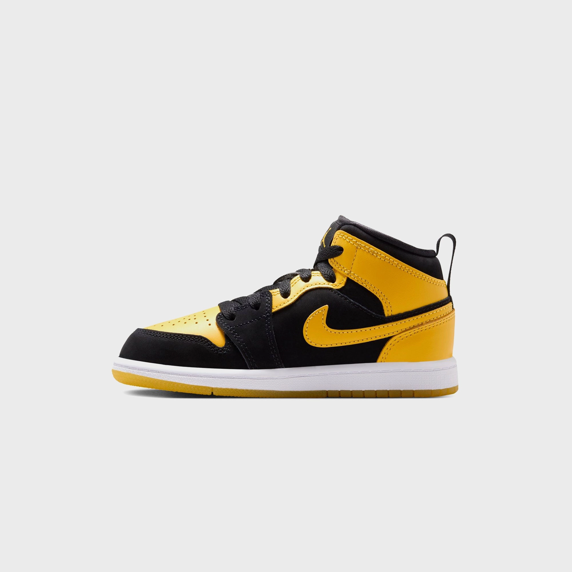 Nike Air Jordan 1 Mid Se - Black / White / Varsity Maize All-day streetwear kicks