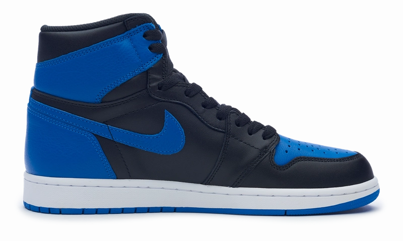 Nike Air Jordan 1 Retro Royal (2017) 555088-007 Heritage-inspired daily shoes