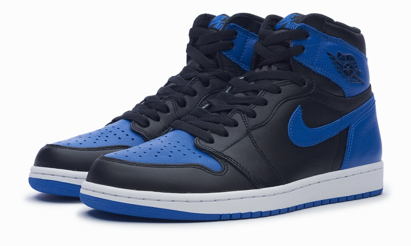 Nike Air Jordan 1 Retro Royal (2017) 555088-007 Heritage-inspired daily shoes