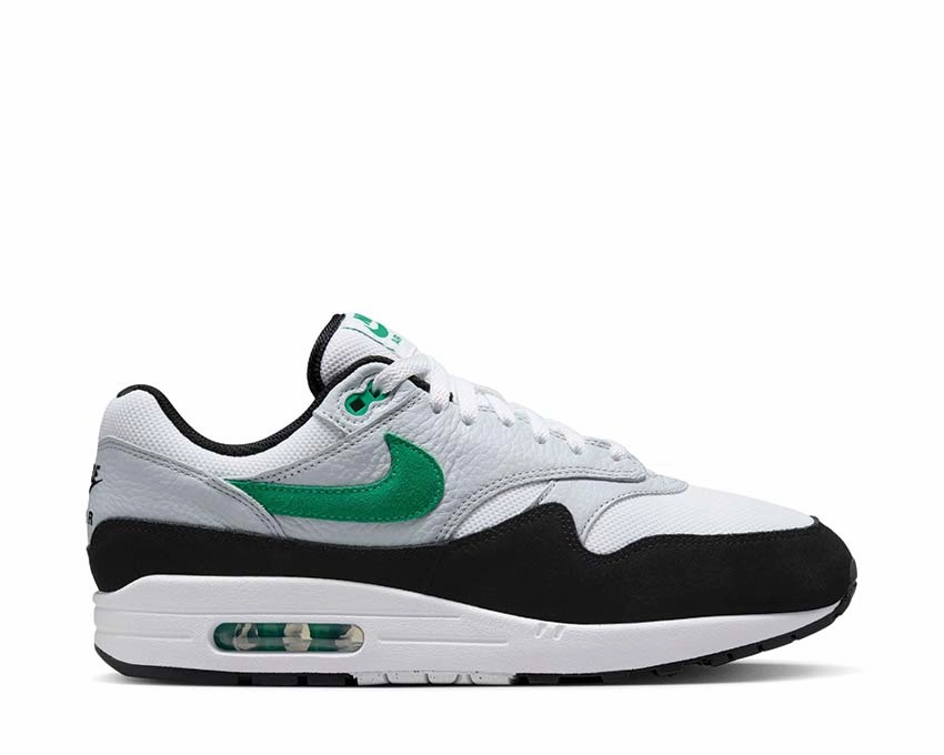 Nike Air Max 1 Nike men??s athletic shoes with versatile design