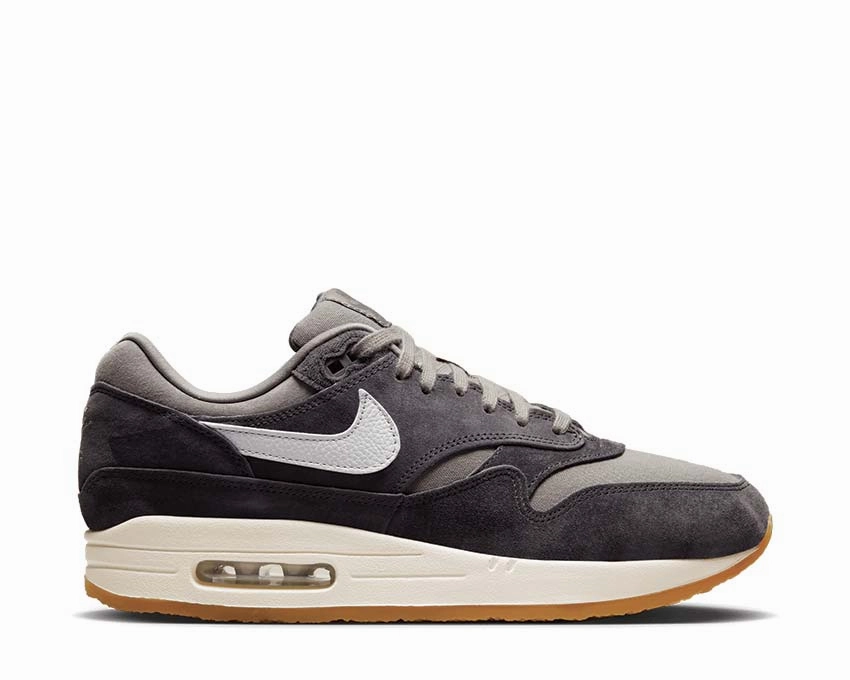 Nike Air Max 1 PRM Nike Men??s sneakers built for performance and comfort