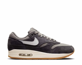 Nike Air Max 1 PRM Nike women??s sneakers with sporty chic feel