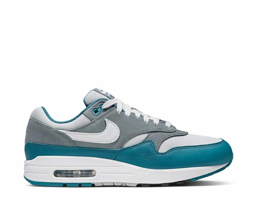 Nike Air Max 1 SC Nike Men??s sneakers built for performance and comfort