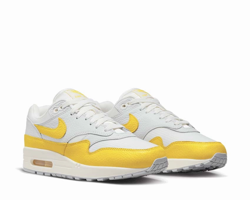 Nike Air Max 1 W Nike Women??s everyday sneakers