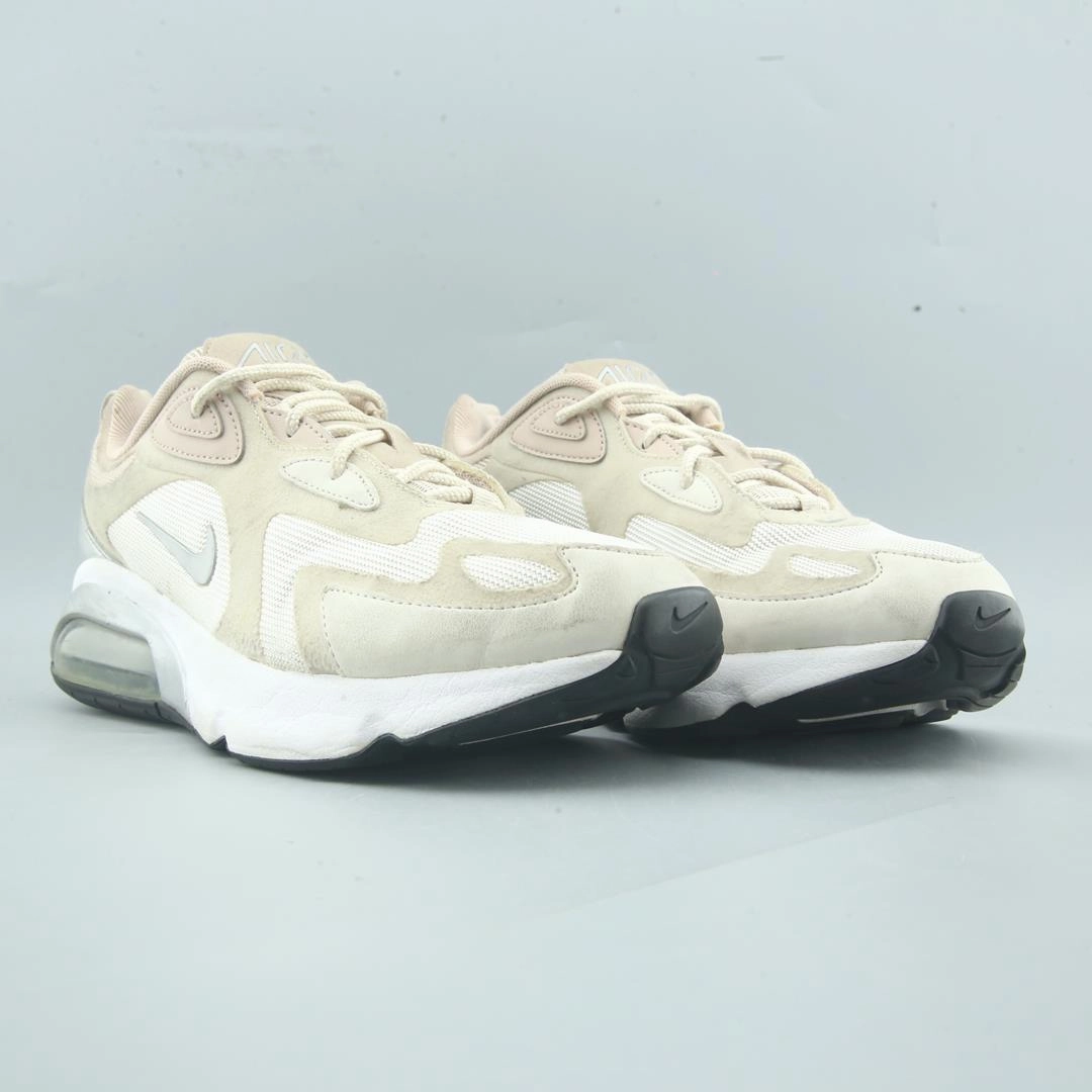 NIKE AIR MAX 200 Nike casual shoe imagery