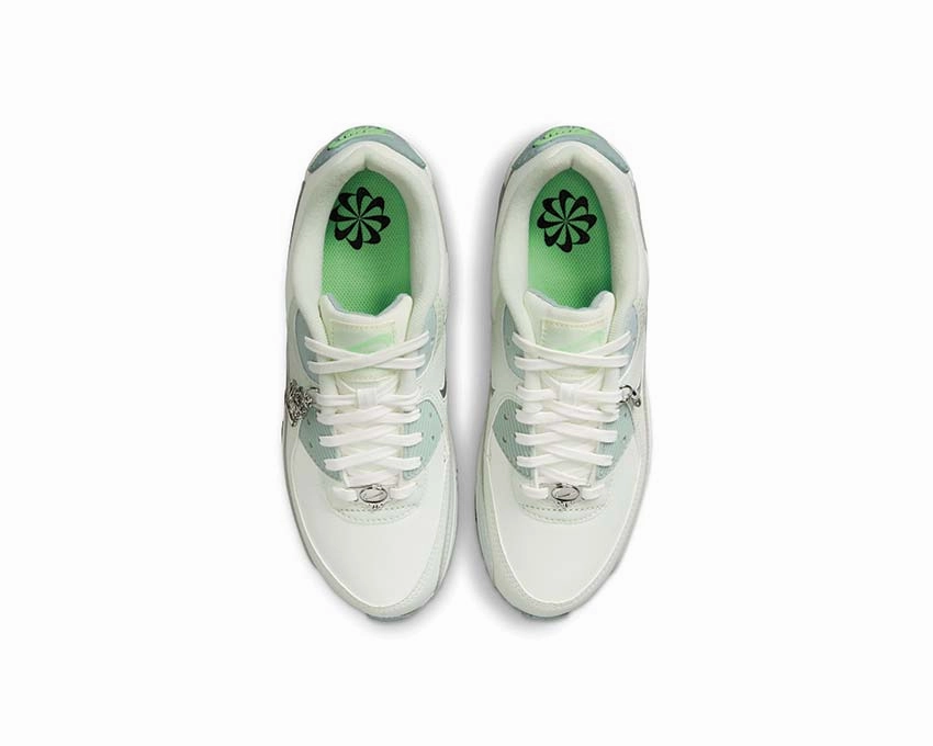 Nike Air Max 90 SE W Nike Women??s everyday sneakers