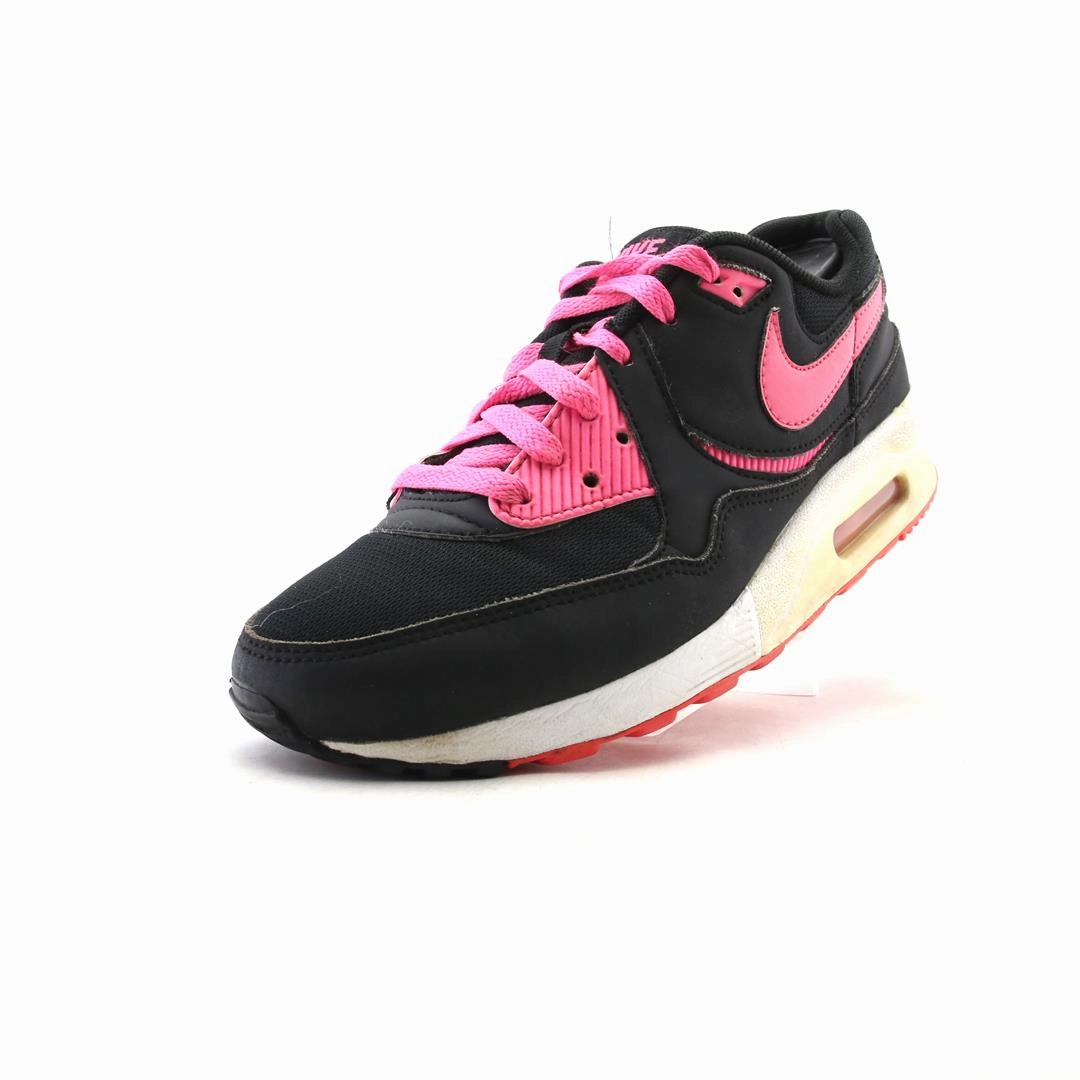 NIKE  AIR MAX LIGHT vibrant Nike shoe colors