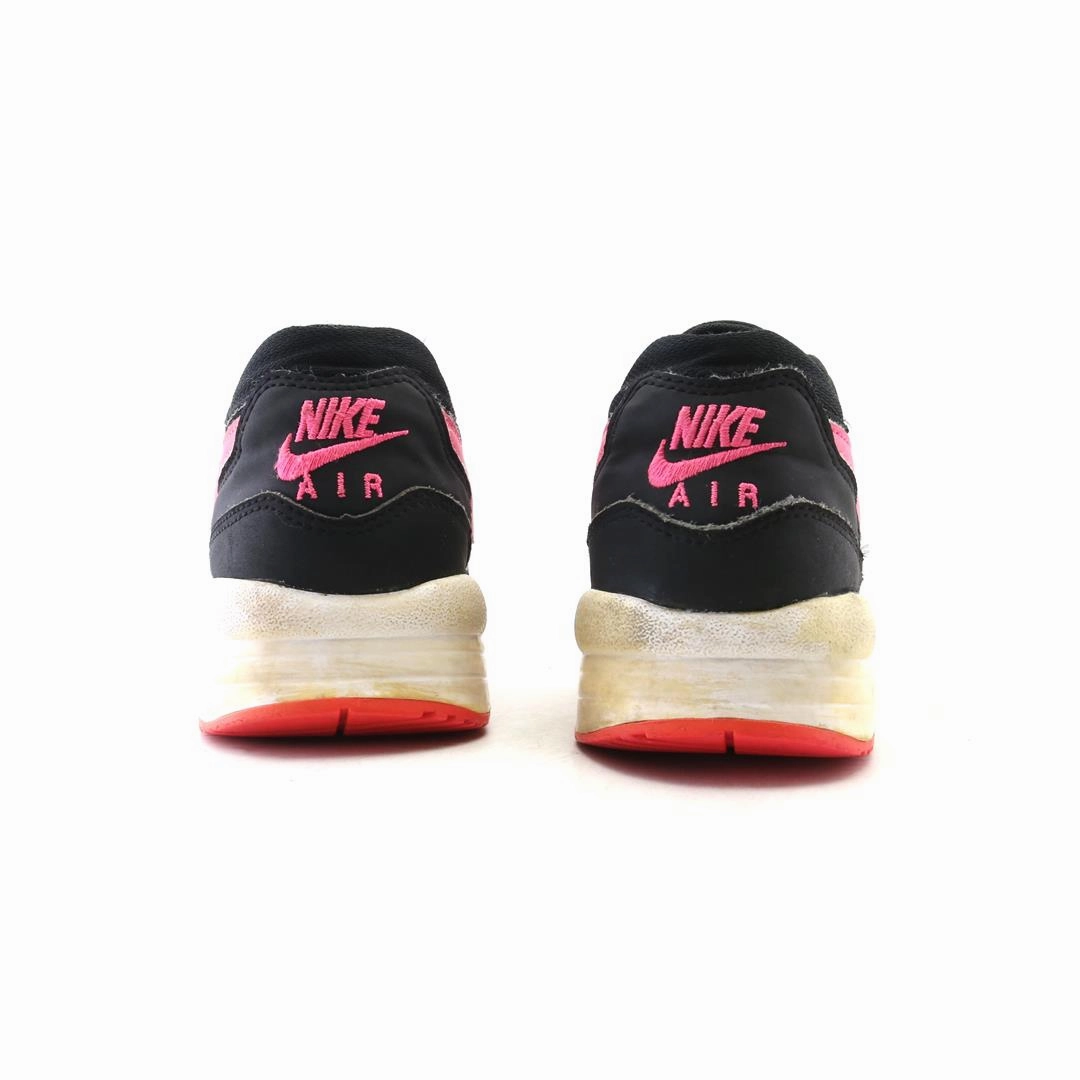 NIKE  AIR MAX LIGHT vibrant Nike shoe colors