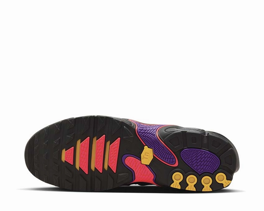 Nike Air Max Plus Drift Nike Men??s athletic shoes