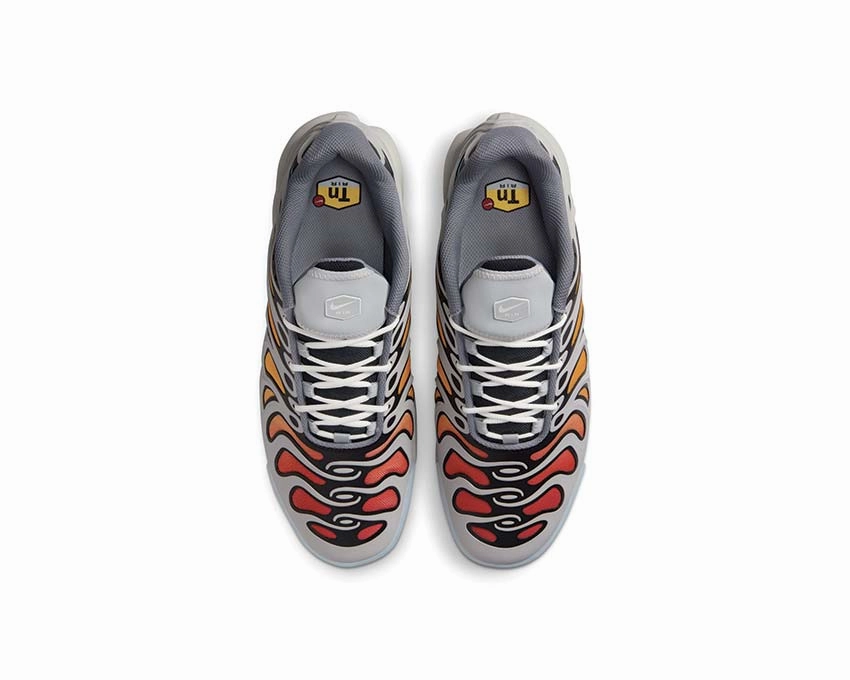 Nike Air Max Plus Drift Nike Women??s everyday sneakers