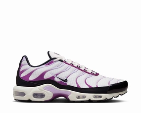 Nike Air Max Plus Nike men??s athletic shoes with versatile design