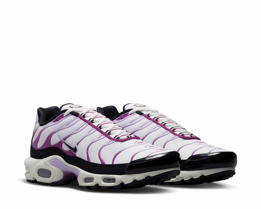 Nike Air Max Plus Nike Men??s athletic shoes