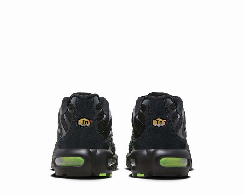 Nike Air Max Plus Nike Men??s athletic shoes
