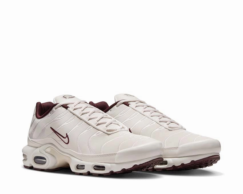 Nike Air Max Plus Premium "Phantom" Nike Men??s athletic shoes