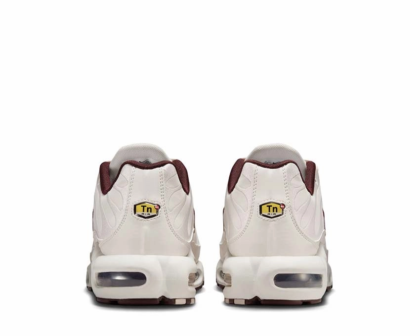 Nike Air Max Plus Premium "Phantom" Nike Men??s athletic shoes