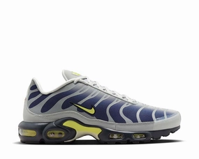 Nike Air Max Plus "Metallic Silver" Nike men??s athletic shoes with versatile design