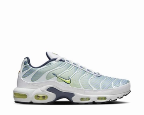 Nike Air Max Plus "Pebble Grey" Nike men??s athletic shoes with versatile design