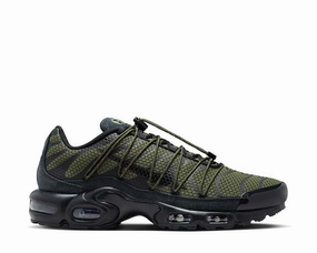 Nike Air Max Plus Utility Nike men??s athletic shoes with versatile design