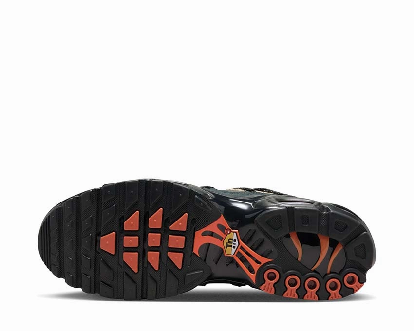 Nike Air Max Plus Utility "Tan Black" Nike Men??s athletic shoes