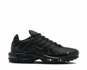 Nike Air Max Plus W Nike women??s sneakers with sporty chic feel
