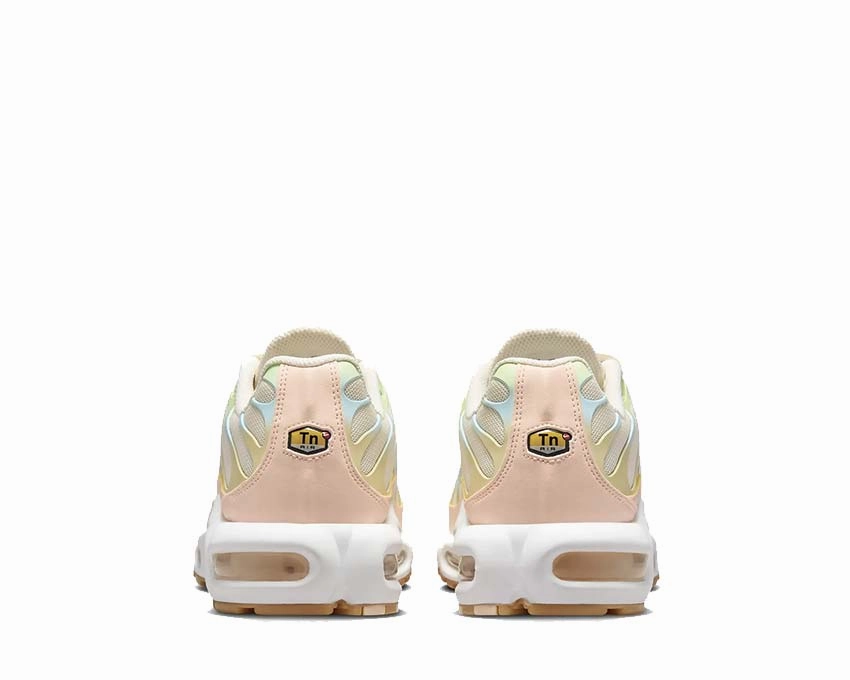 Nike Air Max Plus W "Crimson Tint" Nike Men??s athletic shoes