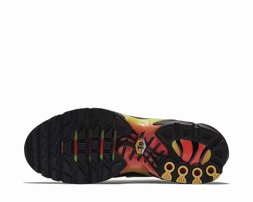 Nike Air Max Plus W "Solar Red" Nike Women??s everyday sneakers
