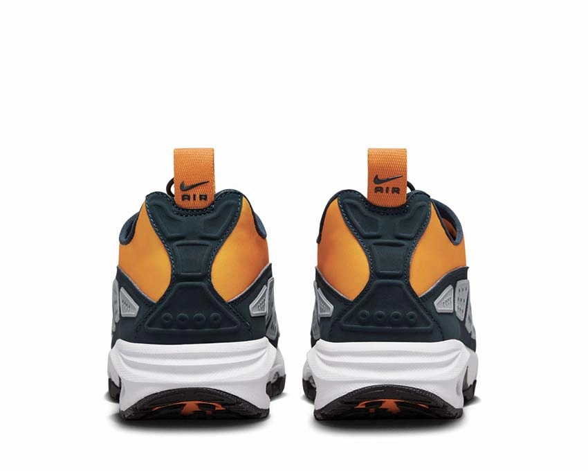 Nike Air Max SNDR W "Canyon Gold" Nike Women??s everyday sneakers