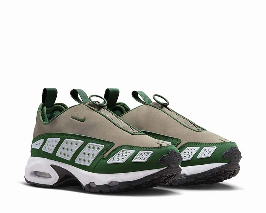 Nike Air Max SNDR W "Light Army" Nike Women??s everyday sneakers