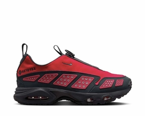 Nike Air Max W SNDR GTX Nike women??s sneakers with sporty chic feel