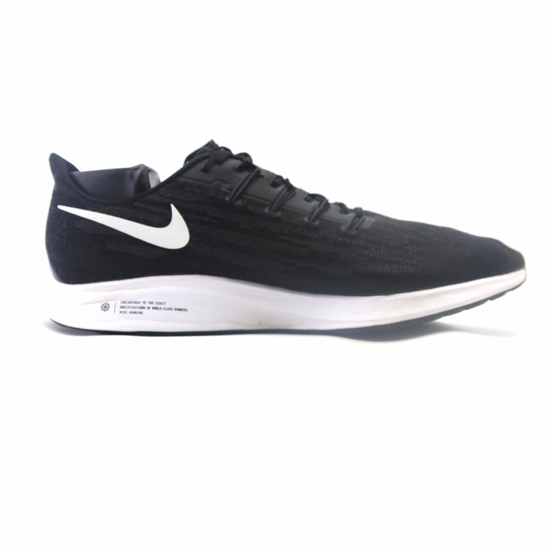 NIKE AIR ZOOM PEGASUS 36 Nike running shoe close-ups