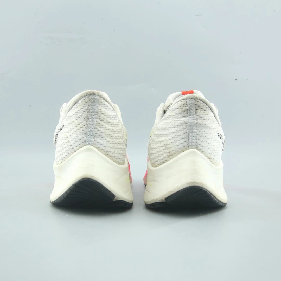 NIKE AIR ZOOM PEGASUS 38 Nike casual shoe imagery