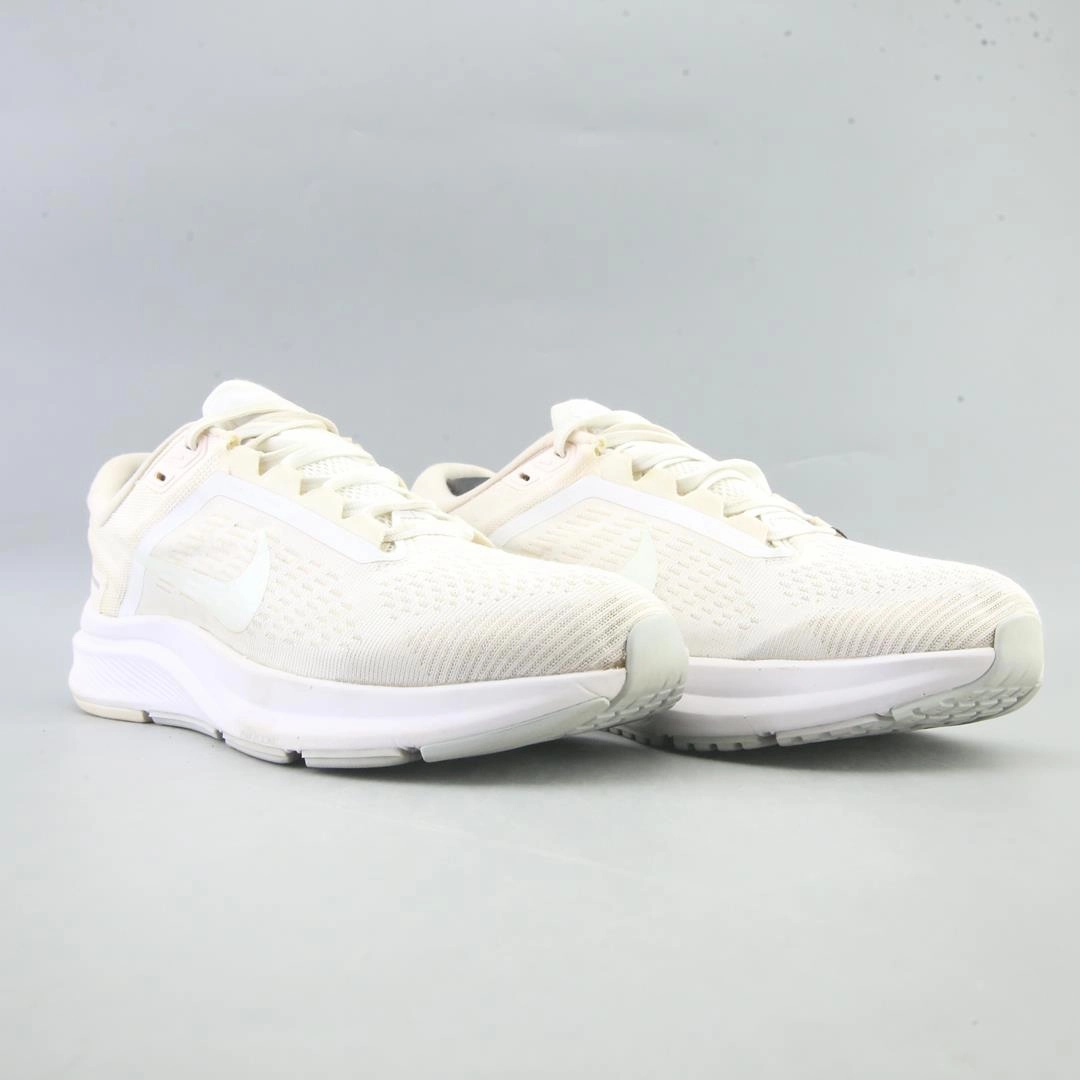NIKE AIR ZOOM STRUCTURE 24 sleek Nike sneaker angles