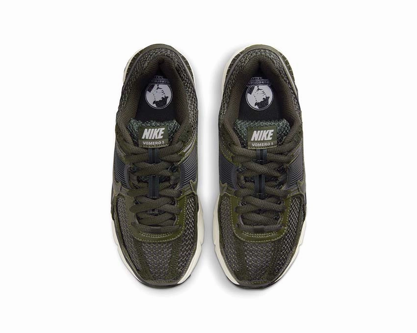 Nike Air Zoom Vomero 5 W Nike Women??s everyday sneakers